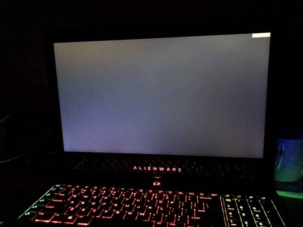 laptoop blackligh repair